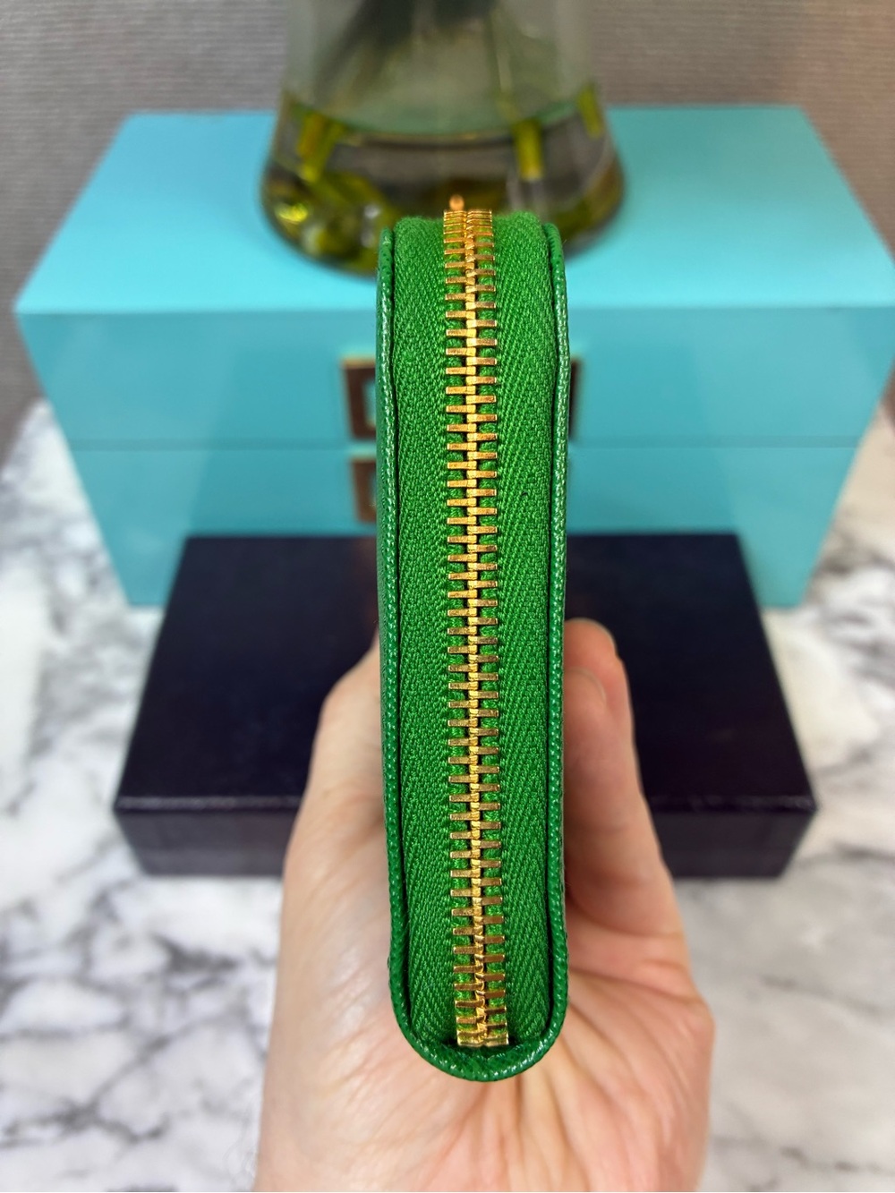Prada Verde Green Saffiano Leather Zip Around Wallet - NWOT Brand New w/ Box - Picture 6 of 15